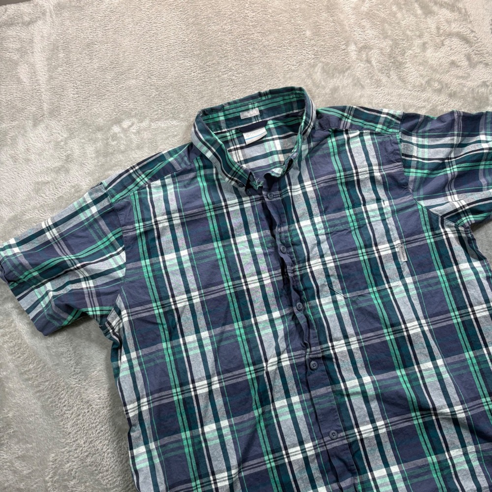 Columbia Button Down Shirt Mens XL Blue Green Plaid Short Sleeve Regular‎ Fit